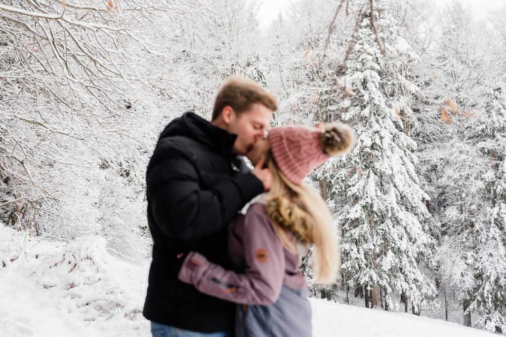 Paarshooting im Winter in Gmund